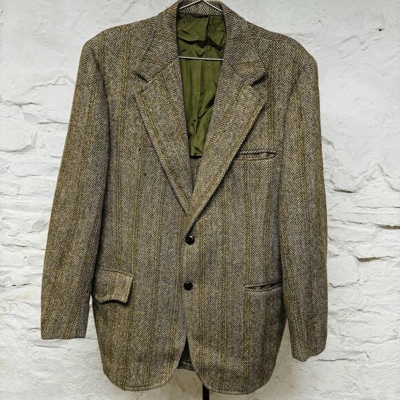 Vintage HARRIS TWEED Herringbone Sport Coat Blazer 42R Handwoven Scottish Wool
